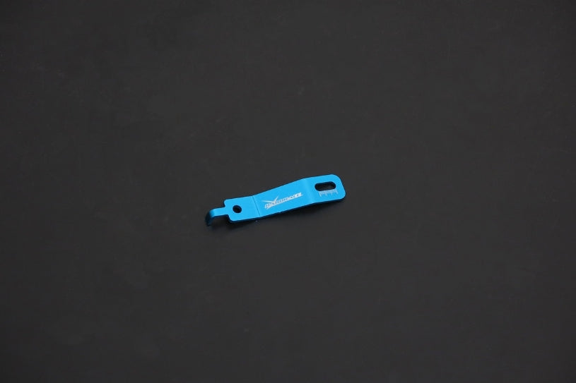 TOYOTA ALPHARD AH30 — REAR HEADLIGHT LEVELING BRACKET
