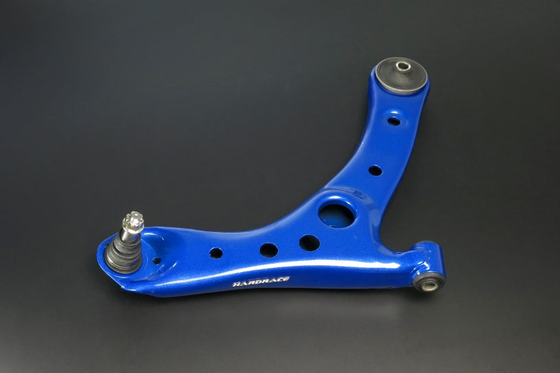 TOYOTA NOAH R80 — FRONT LOWER ARM & ROLL CENTRE BALL JOINT