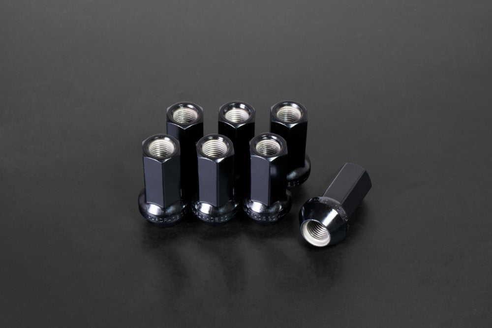 WHEEL STUD
